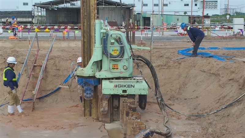 Ép cừ Larsen là gì? Quy trình thi công đúng quy chuẩn kỹ thuật