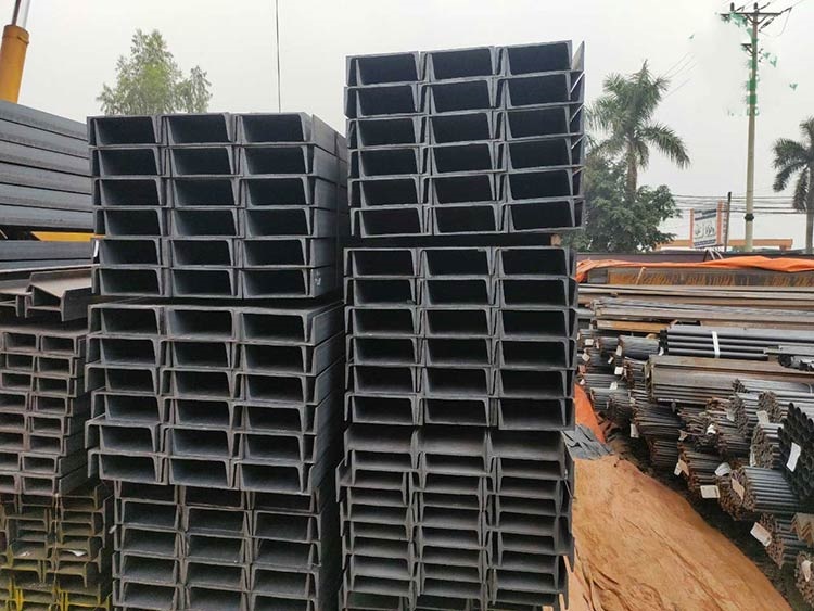 Ép cừ C200: Định nghĩa, ưu điểm và chi phí dịch vụ