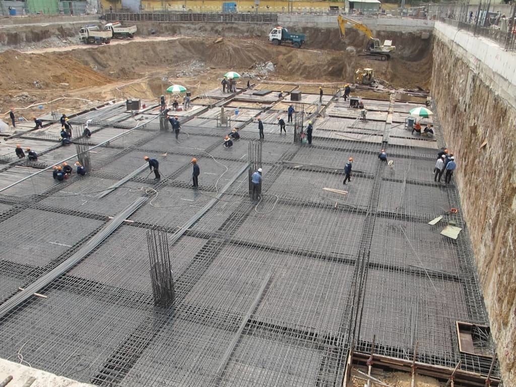 Móng sâu không quy định độ sâu chôn móng